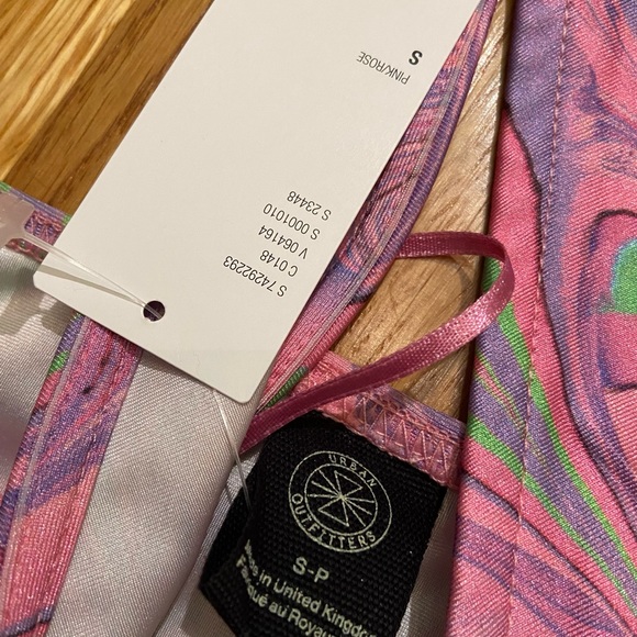 URBAN OUTFITTERS | pink marble halter top - Picture 5 of 5